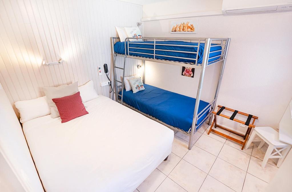 Chambre Familiale (2 Adultes et 2 Enfants)